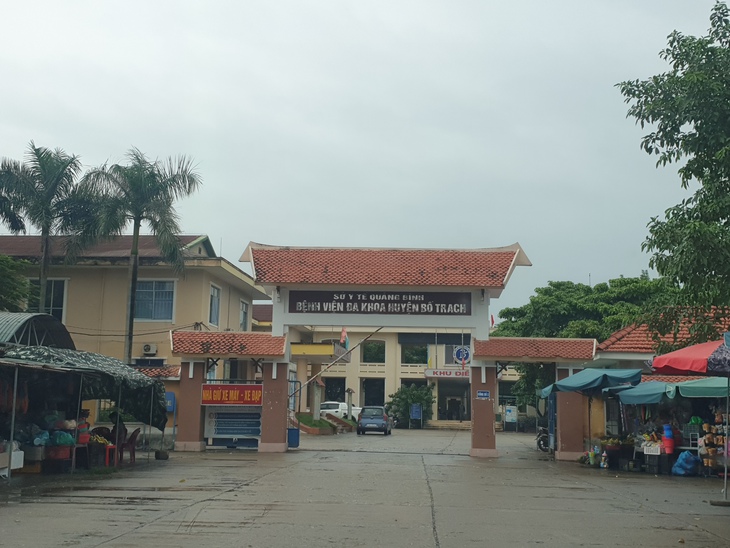 Người nhà tố bệnh viện tắc trách khiến mẹ con sản phụ tử vong - Ảnh 1.