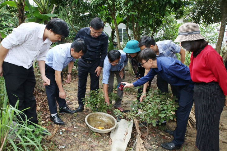 Hà Tĩnh xuất hiện ổ dịch sốt xuất huyết Dengue đầu tiên - Ảnh 2. Hà Tĩnh xuất hiện ổ dịch sốt xuất huyết Dengue đầu tiên - Ảnh 2.