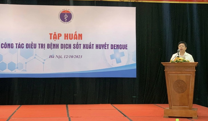 Không để bệnh viện cũng là ổ dịch sốt xuất huyết, - Ảnh 1.