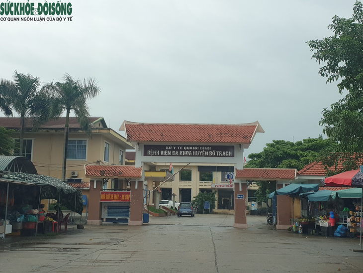 Thông tin mới vụ mẹ con sản phụ tại Quảng Bình tử vong sau đêm chờ sinh - Ảnh 1.