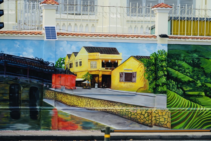 Ngắm con đường bích họa sống động, đẹp nhất Sài Gòn - Ảnh 3.