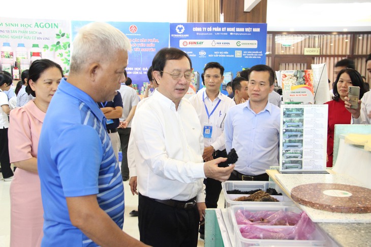 Đắk Lắk tăng trưởng cao kỷ lục nhờ ứng dụng đổi mới công nghệ trong sản xuất - Ảnh 3. Đắk Lắk tăng trưởng cao kỷ lục nhờ ứng dụng đổi mới công nghệ trong sản xuất - Ảnh 3.