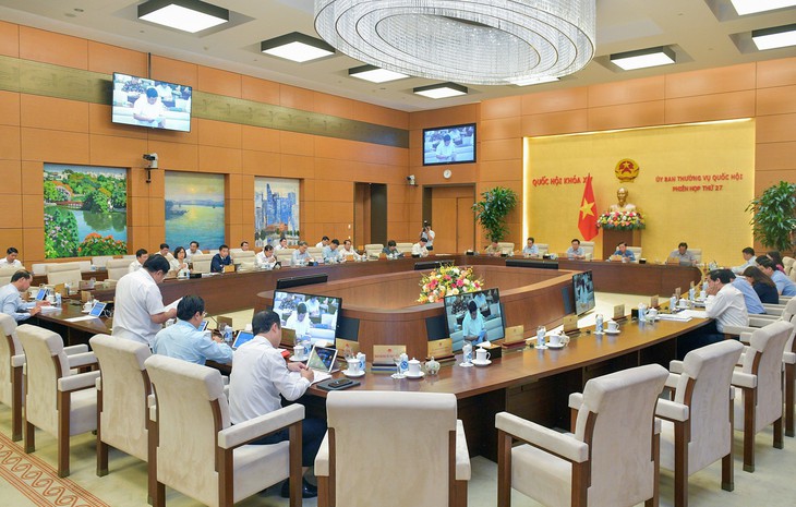 Nhiều chính sách miễn giảm thuế, phí, lệ phó góp phần giảm bớt khó khăn cho người dân, doanh nghiệp - Ảnh 1.