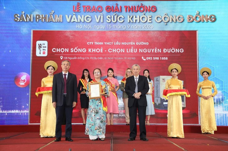 Liễu Nguyên Đường được vinh danh “Sản phẩm Vàng vì sức khỏe cộng đồng” - Ảnh 3.