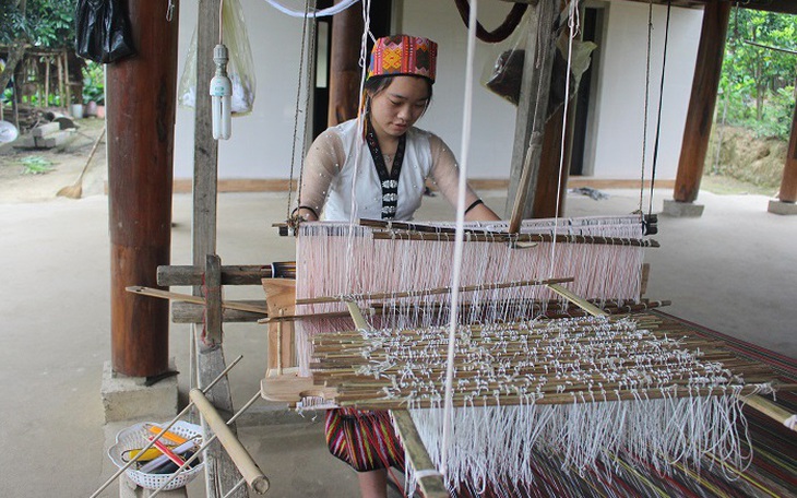 Nghệ An: Triển khai có hiệu quả cơ chế, chính sách, chương trình về công tác dân tộc