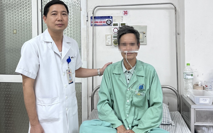 Người đàn ông suýt mất mạng vì bị hóc xương gà dài 3cm