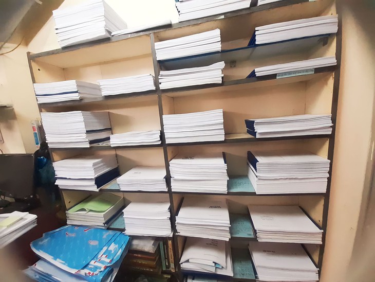 Thản nhiên mua bán giáo trình photo tại các trường đại học - Ảnh 2. Thản nhiên mua bán giáo trình photo tại các trường đại học - Ảnh 2.