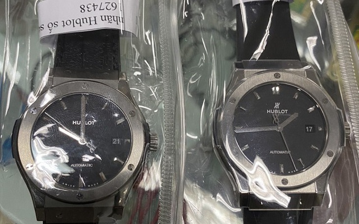 Tạm giữ 37 chiếc đồng hồ Rolex, Hublot giá trị gần 10 tỷ đồng không rõ nguồn gốc