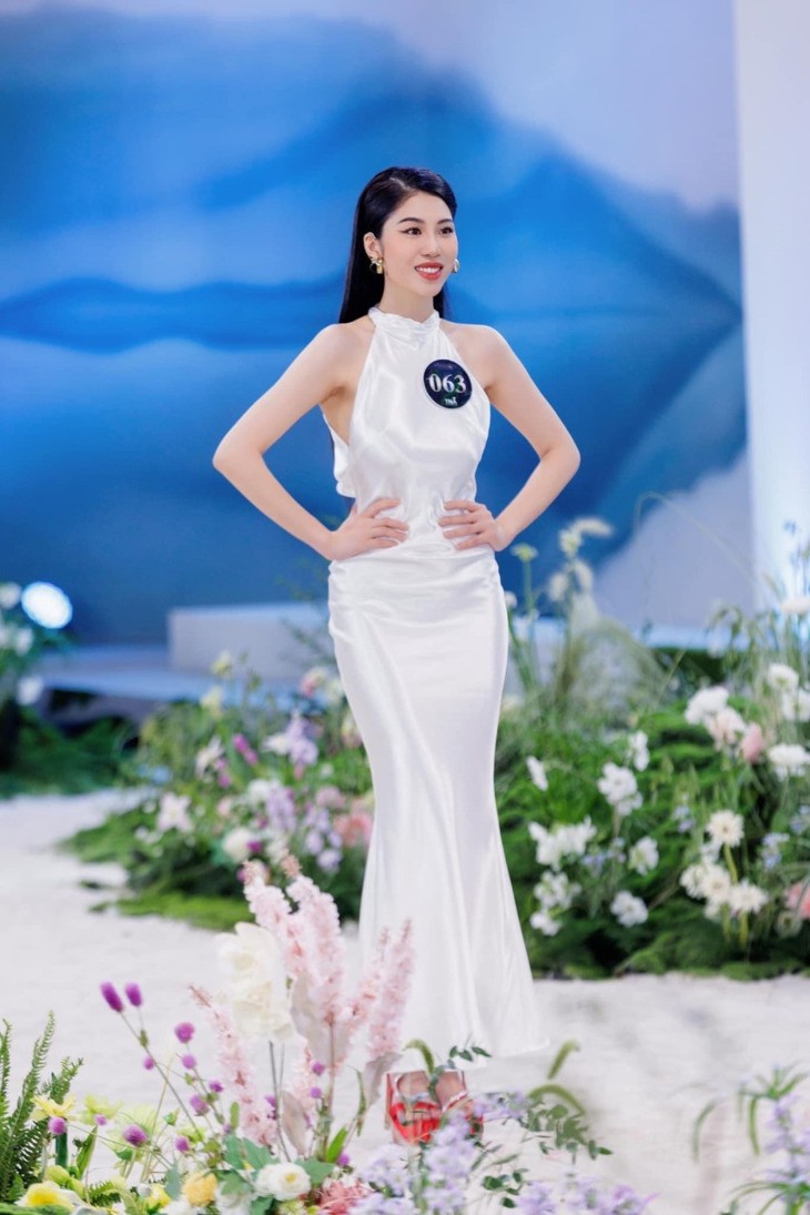 Nhan sắc nóng bỏng của Đỗ Thị Lan Anh - tân Miss Earth Vietnam 2023 - Ảnh 7. Nhan sắc nóng bỏng của Đỗ Thị Lan Anh - tân Miss Earth Vietnam 2023 - Ảnh 7.