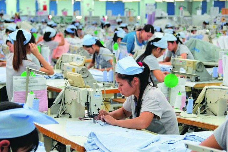 Bộ Tài chính đề xuất giảm thuế VAT 2% trong nửa đầu năm 2024 - Ảnh 1. Bộ Tài chính đề xuất giảm thuế VAT 2% trong nửa đầu năm 2024 - Ảnh 1.