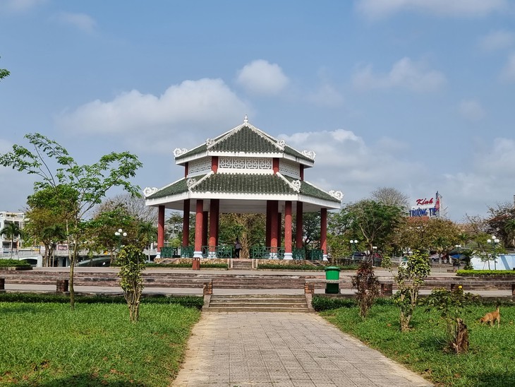 Công viên mang tên cố nhạc sĩ nổi tiếng ở Huế ra sao sau khi 'dẹp phố nhậu'? - Ảnh 4.