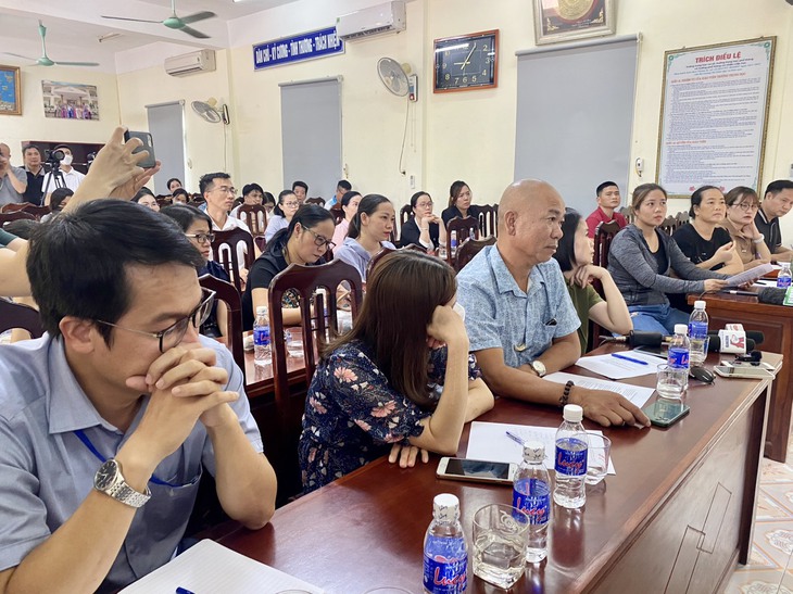 Suất ăn bán trú tại Trường THCS Yên Nghĩa chỉ có vài món lèo tèo: Nhà trường giải trình - Ảnh 3. Suất ăn bán trú tại Trường THCS Yên Nghĩa chỉ có vài món lèo tèo: Nhà trường giải trình - Ảnh 3.
