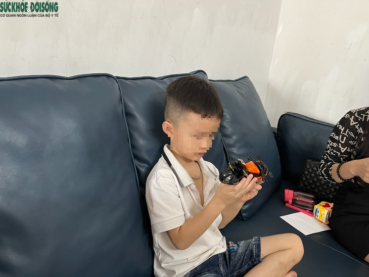 Khu đô thị Thanh Hà mất nước: 'Con chỉ mong gia đình có nước sạch để dùng' - Ảnh 5.