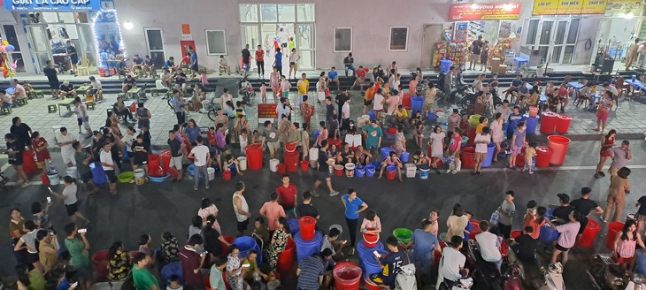 Khu đô thị Thanh Hà mất nước: 'Con chỉ mong gia đình có nước sạch để dùng' - Ảnh 8.