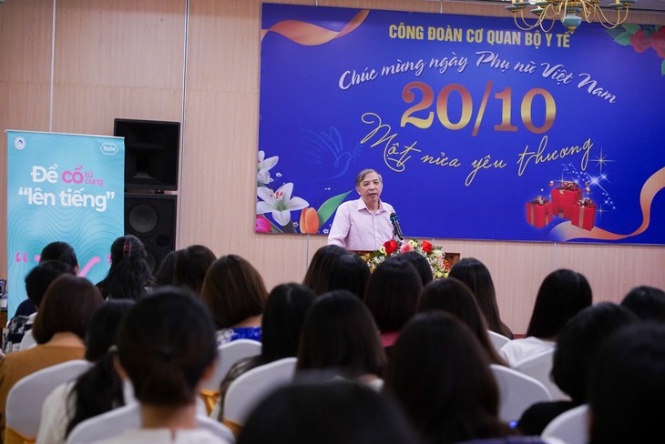 Công đoàn Cơ quan Bộ Y tế phối hợp cùng Roche Việt Nam tổ chức buổi nói chuyện Chăm sóc sức khỏe phụ nữ - Ảnh 1. Công đoàn Cơ quan Bộ Y tế phối hợp cùng Roche Việt Nam tổ chức buổi nói chuyện Chăm sóc sức khỏe phụ nữ - Ảnh 1.