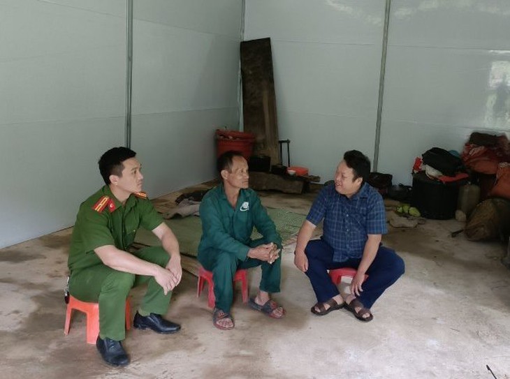 Nụ cười trong những căn nhà tình nghĩa ở vùng biên Nghệ An - Ảnh 1.