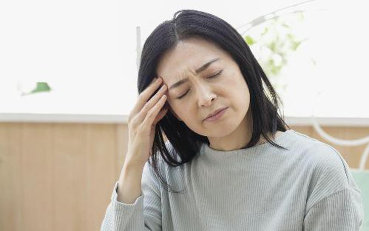 Điều trị hội chứng mãn kinh với bài thuốc bổ thận âm