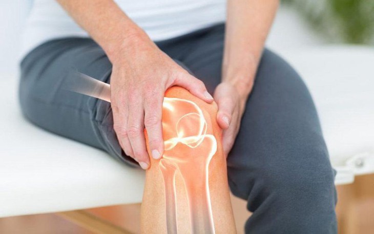 Đừng bỏ qua 7 triệu chứng sớm của viêm khớp gối