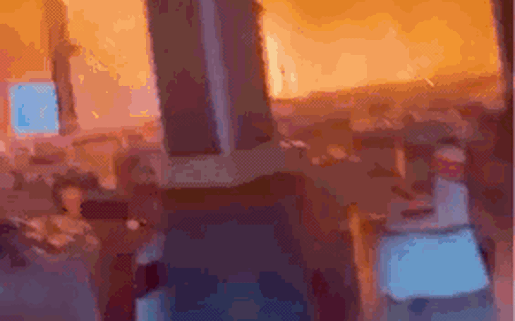 Cháy lớn ở đám cưới, hơn 500 người chạy thoát thân, thiệt hại 2 tỷ đồng