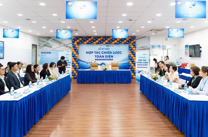 Lễ ký kết hợp tác chiến lược toàn diện giữa Pharmacity & Tracybee - Ảnh 2.