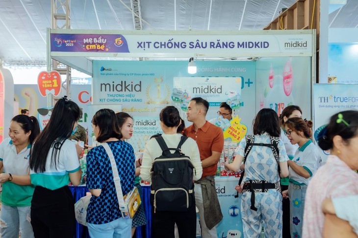 Xịt chống sâu răng lập "kỉ lục" mới tại Festival mẹ bầu và em bé 2023 - Ảnh 3.