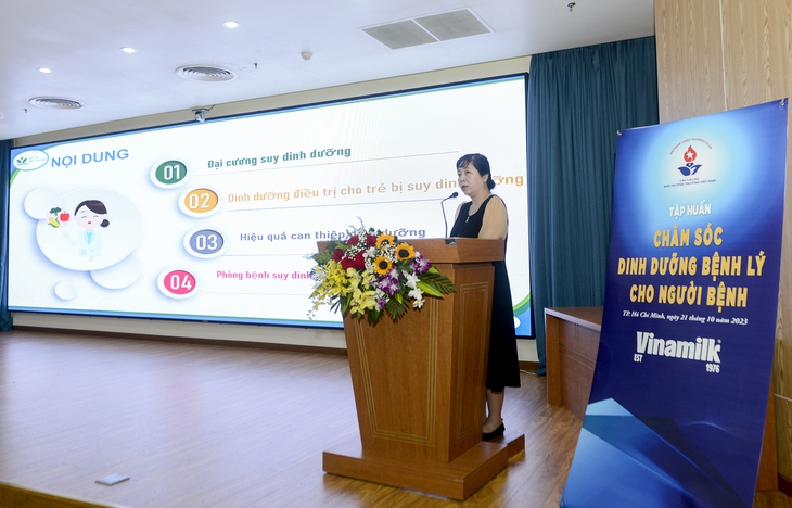 Can thiệp dinh dưỡng giúp tăng hiệu quả điều trị bệnh, rút ngắn thời gian phục hồi - Ảnh 1.