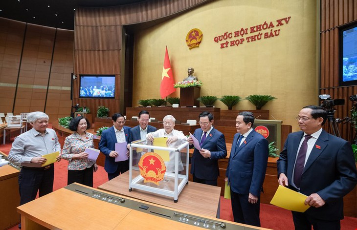 Quốc hội thông qua Nghị quyết xác nhận kết quả lấy phiếu tín nhiệm đối với 44 người - Ảnh 1.