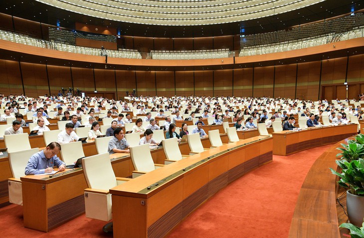 Đề xuất tham khảo đấu giá SIM như biển số ô tô, giá khởi điểm cao nhất 200 triệu đồng - Ảnh 1. Đề xuất tham khảo đấu giá SIM như biển số ô tô, giá khởi điểm cao nhất 200 triệu đồng - Ảnh 1.