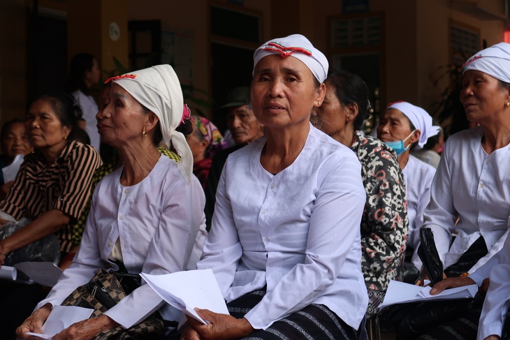 Nghệ An: Nỗ lực cải thiện sức khỏe cho người dân tộc thiểu số- Ảnh 7.