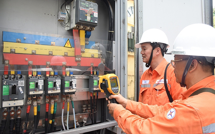 Hà Nội xây dựng kịch bản cung ứng điện, ứng phó với các tình huống cho năm 2024