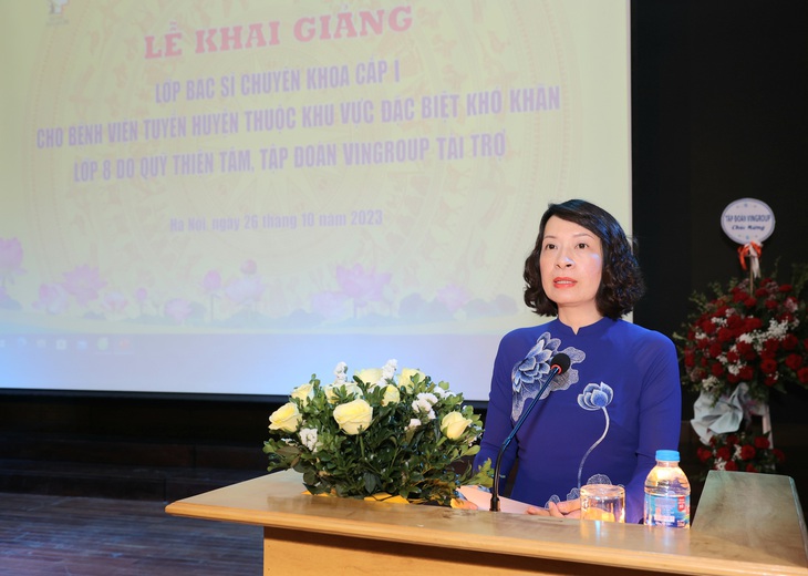 Thứ trưởng Bộ Y tế: Đưa bác sĩ trẻ về vùng khó khăn là phương thức đào tạo thiết thực và hiệu quả - Ảnh 1. Thứ trưởng Bộ Y tế: Đưa bác sĩ trẻ về vùng khó khăn là phương thức đào tạo thiết thực và hiệu quả - Ảnh 1.
