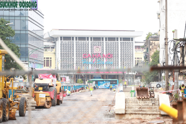 Tổ chức lại giao thông khu vực ga ngầm S12 dự án metro Nhổn - ga Hà Nội - Ảnh 2. Tổ chức lại giao thông khu vực ga ngầm S12 dự án metro Nhổn - ga Hà Nội - Ảnh 2.