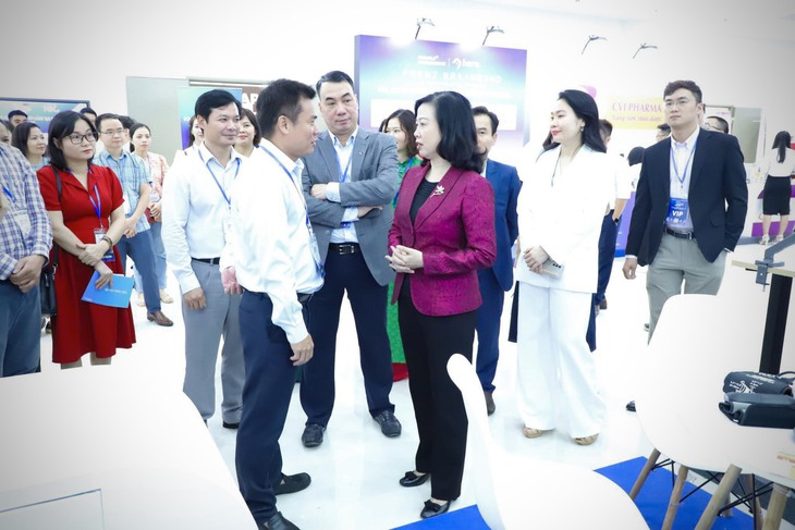 Lấy nền tảng hồ sơ sức khỏe điện tử là cốt lõi để tập trung số hóa dữ liệu sức khỏe - Ảnh 1.