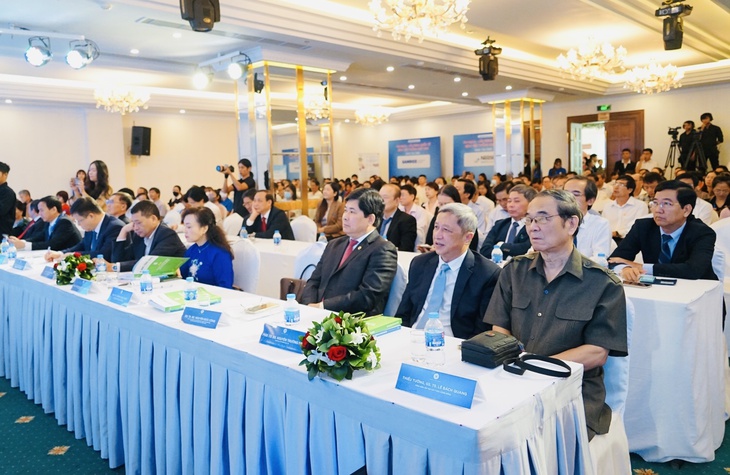 Hội nghị Tim mạch - Lão khoa BV Thống Nhất 2023 thu hút nhiều giáo sư, chuyên gia y tế hàng đầu Việt Nam - Ảnh 1. Hội nghị Tim mạch - Lão khoa BV Thống Nhất 2023 thu hút nhiều giáo sư, chuyên gia y tế hàng đầu Việt Nam - Ảnh 1.
