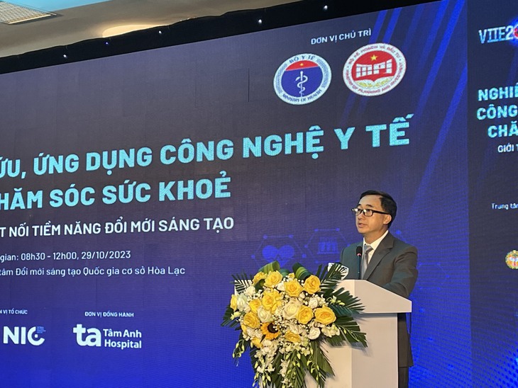 Thứ trưởng Trần Văn Thuấn: Đổi mới y tế sẽ giải quyết nhu cầu ngày càng cao của chăm sóc sức khoẻ - Ảnh 1. Thứ trưởng Trần Văn Thuấn: Đổi mới y tế sẽ giải quyết nhu cầu ngày càng cao của chăm sóc sức khoẻ - Ảnh 1.