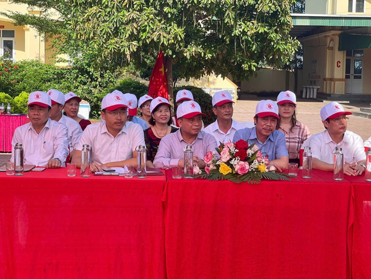 Nghệ An tổ chức Lễ Mít tinh, truyền thông hưởng ứng Ngày Thế giới rửa tay với xà phòng - Ảnh 3.
