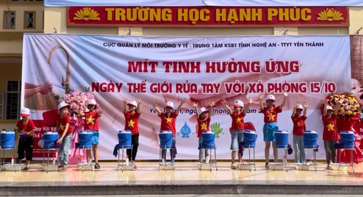 Nghệ An tổ chức Lễ Mít tinh, truyền thông hưởng ứng Ngày Thế giới rửa tay với xà phòng - Ảnh 6.