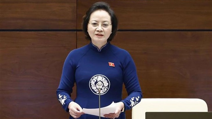 Chính phủ sẽ trình Trung ương, Quốc hội việc thực hiện cải cách tiền lương từ 1/7/2024 - Ảnh 1. Chính phủ sẽ trình Trung ương, Quốc hội việc thực hiện cải cách tiền lương từ 1/7/2024 - Ảnh 1.