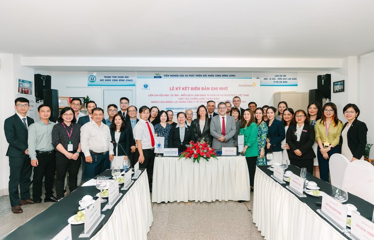 Hơn 4% người Việt bị hen và phổi tắc nghẽn mạn tính, cần thiết nâng cao năng lực quản lý, điều trị bệnh - Ảnh 1. Hơn 4% người Việt bị hen và phổi tắc nghẽn mạn tính, cần thiết nâng cao năng lực quản lý, điều trị bệnh - Ảnh 1.