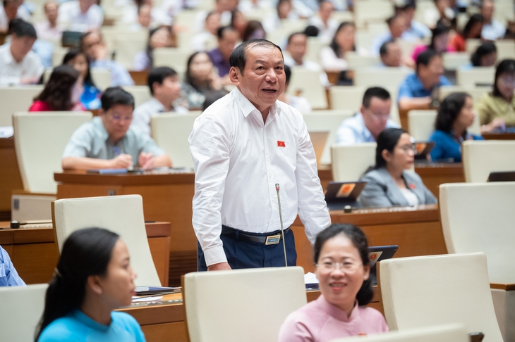 Bộ trưởng Bộ VHTTDL: Chung tay phát triển văn hóa sẽ khắc phục được tình trạng đạo đức xuống cấp - Ảnh 2. Bộ trưởng Bộ VHTTDL: Chung tay phát triển văn hóa sẽ khắc phục được tình trạng đạo đức xuống cấp - Ảnh 2.