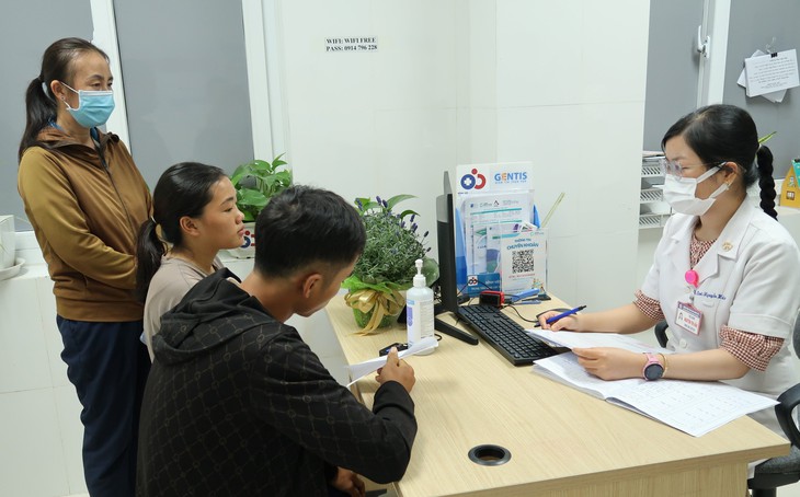 Tan máu bẩm sinh có thể chủ động phòng tránh với những xét nghiệm tầm soát cơ bản, chi phí thấp - Ảnh 1.