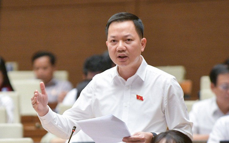 "Thao túng thị trường BĐS nguy hiểm không kém hành vi thao túng thị trường chứng khoán"