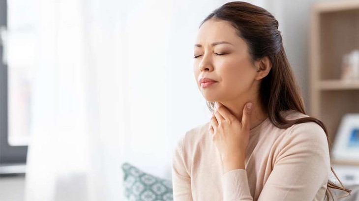 Nuốt nghẹn, vướng coi chừng dấu hiệu cảnh báo ung thư thực quản - Ảnh 2.