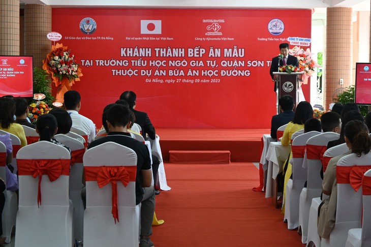 Ajinomoto tiếp tục đồng hành cùng "Bếp ăn mẫu" thứ 4 của dự án Bữa ăn học đường - Ảnh 2.