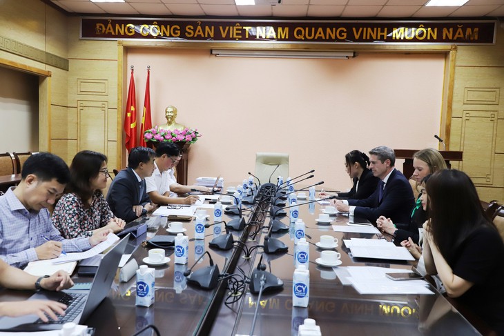Thứ trưởng Bộ Y tế tiếp Chủ tịch khu vực Châu Á Thái Bình Dương Công ty MSD - Ảnh 1.