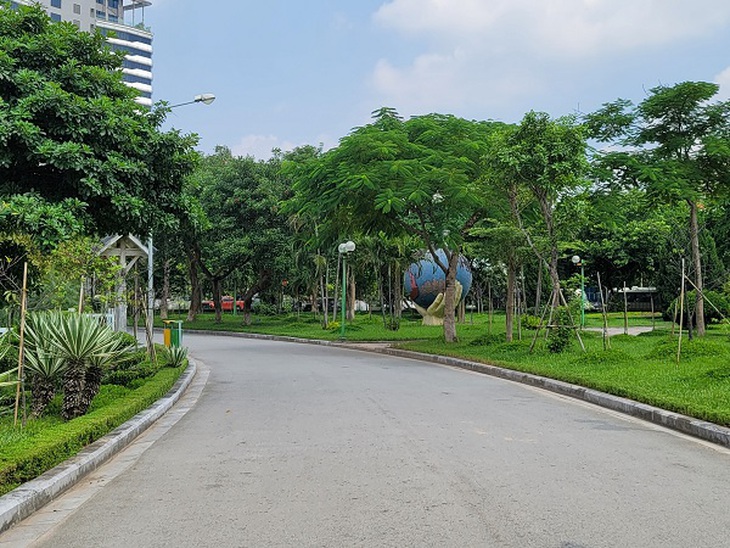 Vắng đến lạ thường ở Công viên hiện đại nhất thủ đô - Ảnh 17.