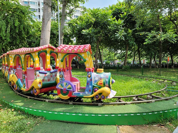 Vắng đến lạ thường ở Công viên hiện đại nhất thủ đô - Ảnh 10.