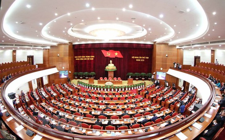 Hội nghị TW 8 có ý nghĩa chiến lược lâu dài với sự phát triển đất nước - Ảnh 1. Hội nghị TW 8 có ý nghĩa chiến lược lâu dài với sự phát triển đất nước - Ảnh 1.