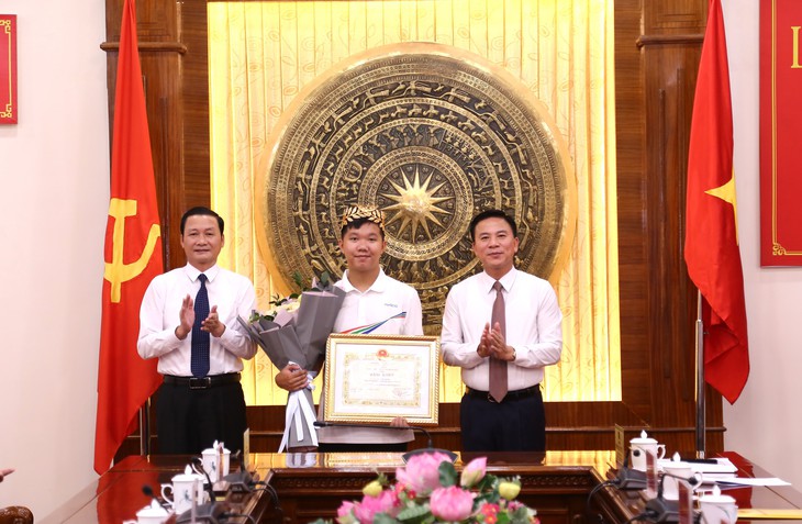 Thanh Hóa vinh danh quán quân Đường lên đỉnh Olympia - Ảnh 3.