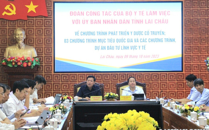 Thứ trưởng Bộ Y tế: Lai Châu cần xây dựng đề án cụ thể phát triển cây dược liệu có giá trị kinh tế